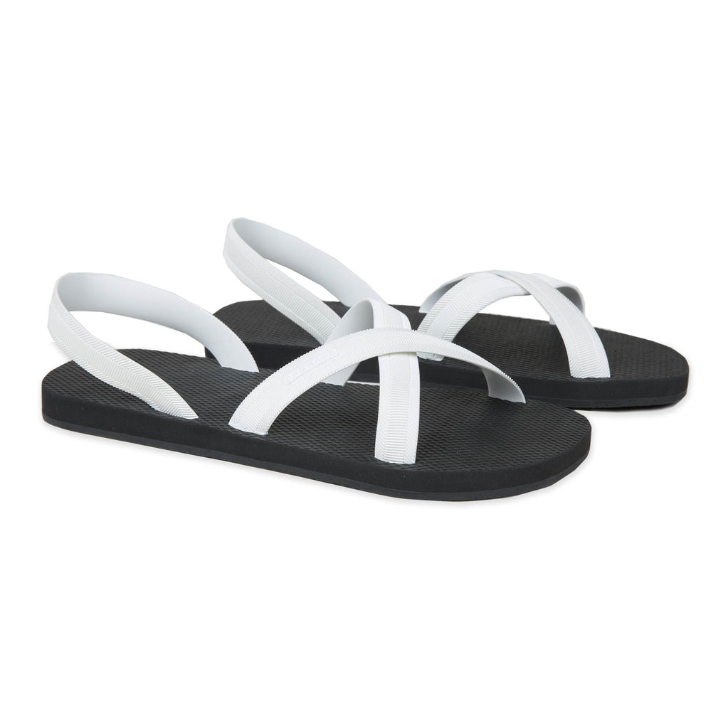 BICOLORED LUXE MICRO SLIDE WITH BACK HEAL STRAP