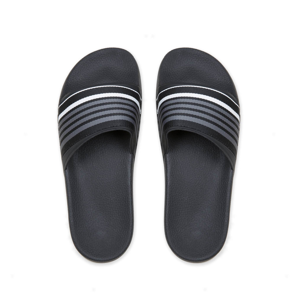 POOLSIDE SLIDE WITH WEBBING