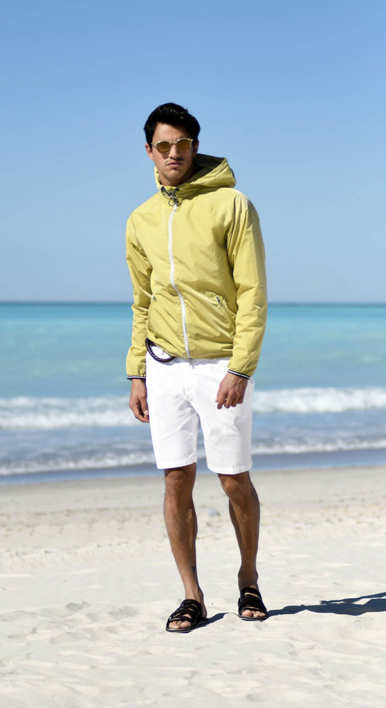 HOODED WIND BREAKER WITH RAGLAN SLEEVES