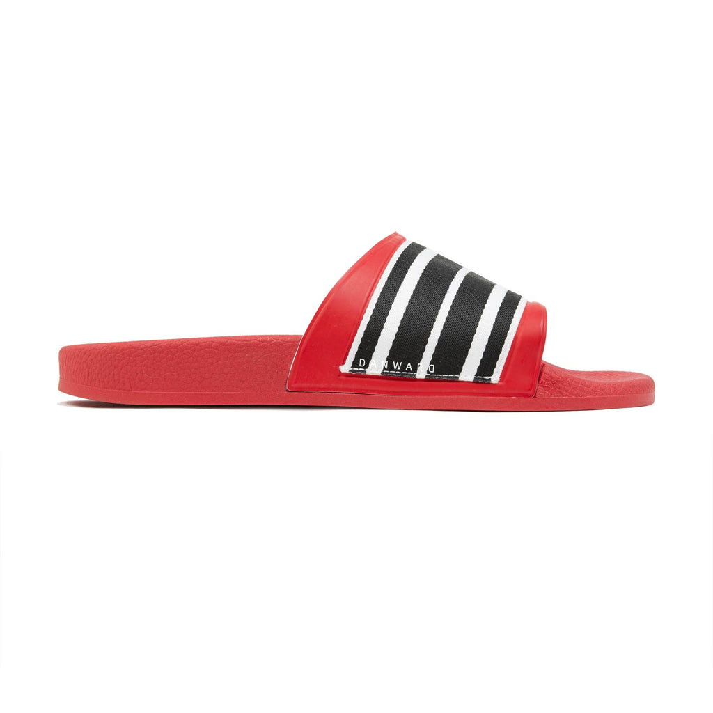 POOLSIDE SLIDE WITH WEBBING
