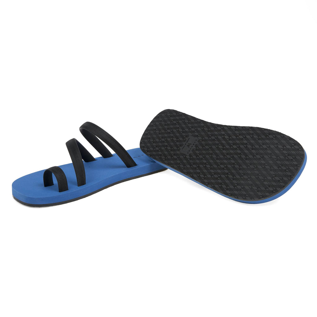 BICOLORED FLIP-FLOP WITH ASYMMETRIC CAGED UPPER,  BLUE WITH BLACK